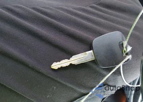 1998 Mercury Grand Marquis Ls/Limited z USA, uszkodzony, nr VIN 2MEFM75W8WX619197